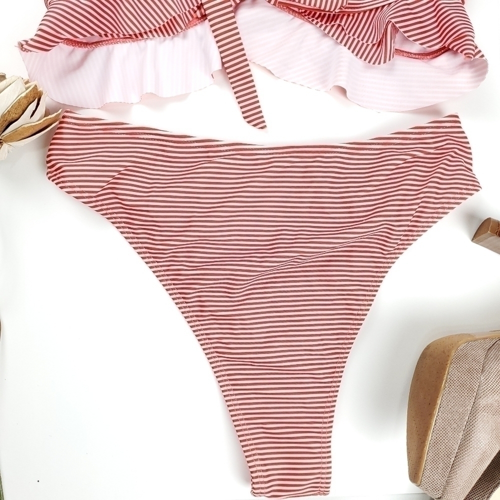 New Shein Red White Stripe 2 Pc Swimsuit Sz L - Picture 4 of 7